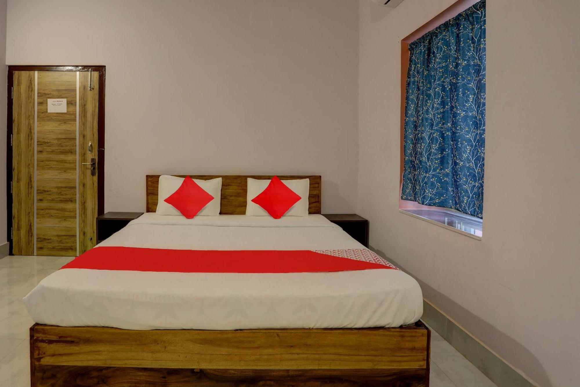 Hotel O Casa Midland บูบันเนสชวาร์ ภายนอก รูปภาพ