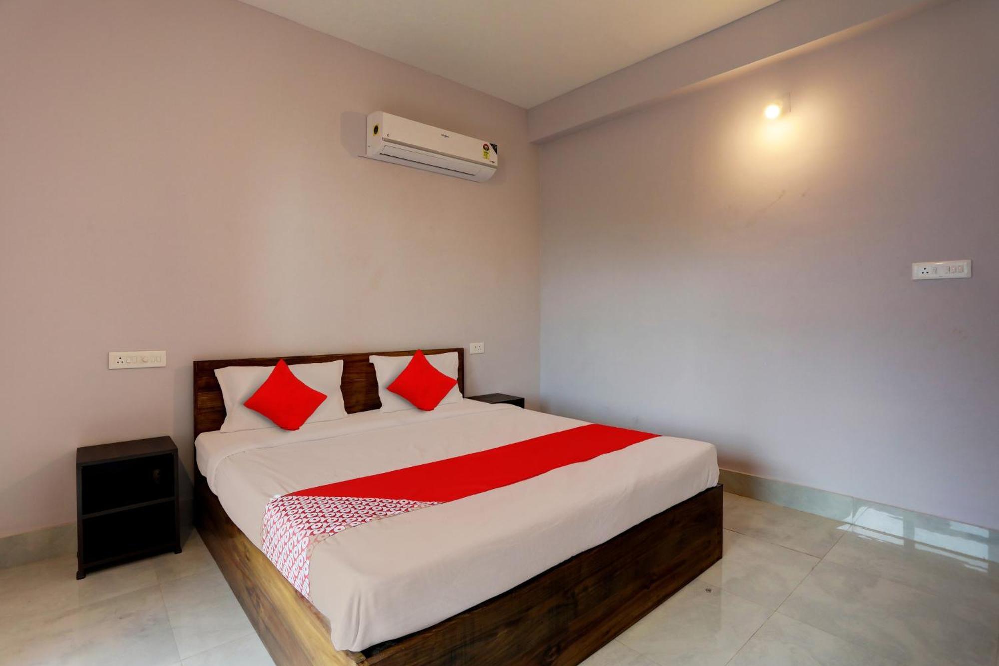 Hotel O Casa Midland บูบันเนสชวาร์ ภายนอก รูปภาพ